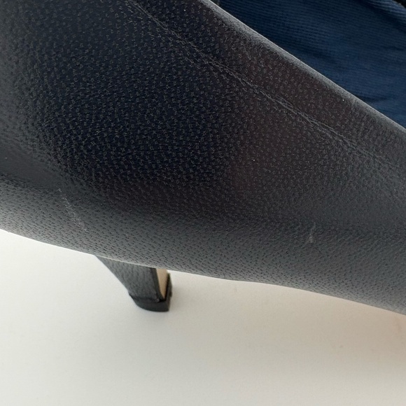 Joyce Vintage Dark Navy Kidskin Leather Pointed Toe Heels with Gold Toe Accent - Picture 15 of 15